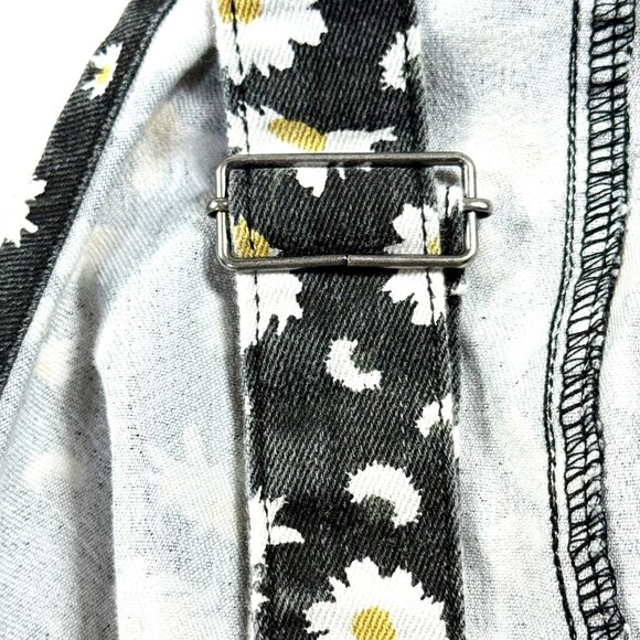 Daisy Print Black Denim Overall Dress Junior's XL (15-17) - Picture 7 of 8